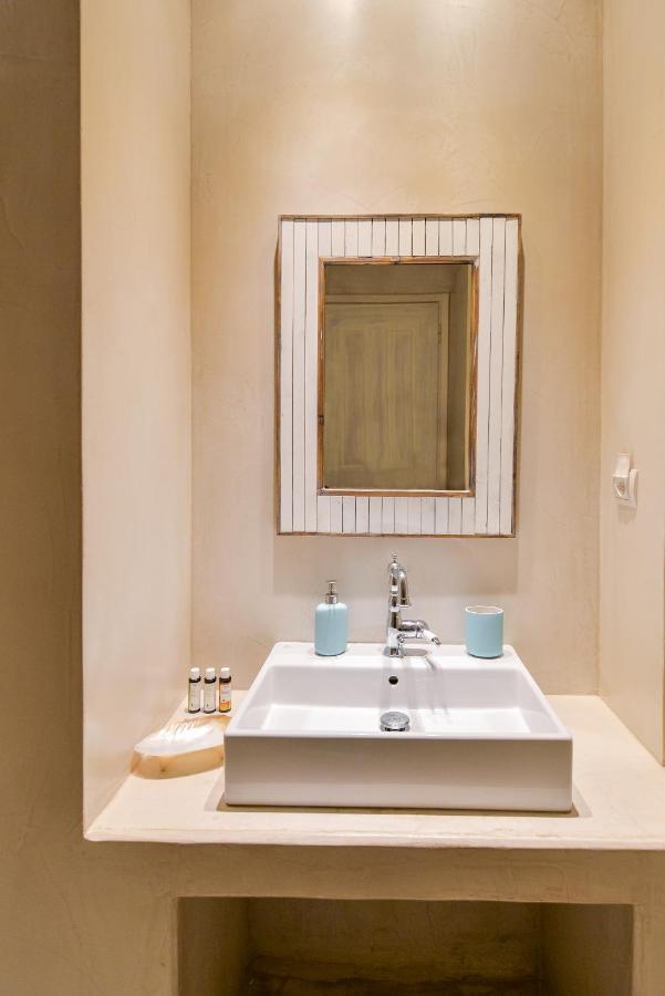 White Memories, Seafront Luxury Apartment Mykonos Mykonos Town Exterior foto